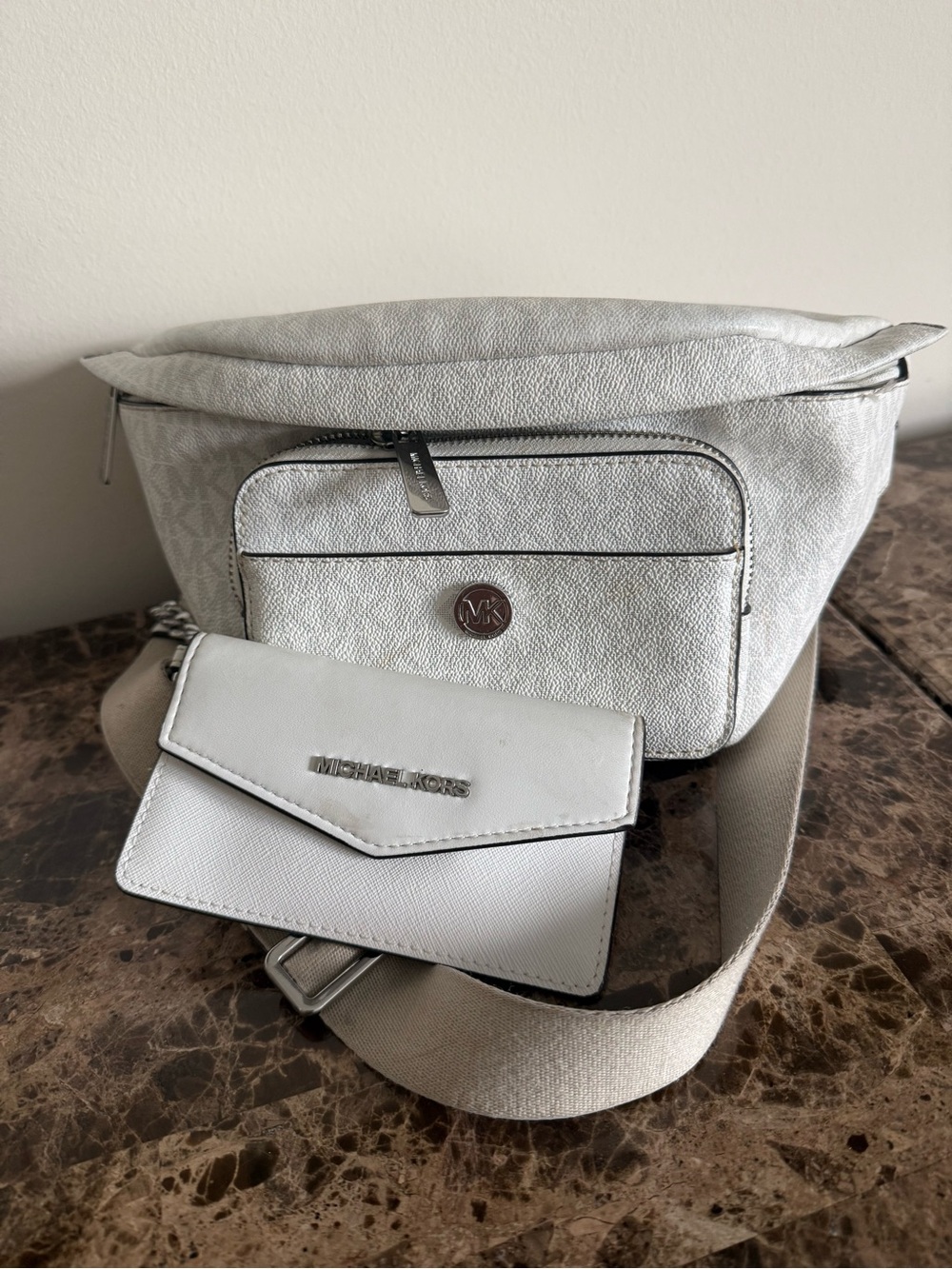 Michael Kors Silver-White Crossbody Belt Bag with Card Wallet